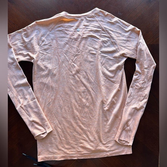 Lululemon Athletica Blush Long Sleeve Top size 12 - Picture 7 of 9